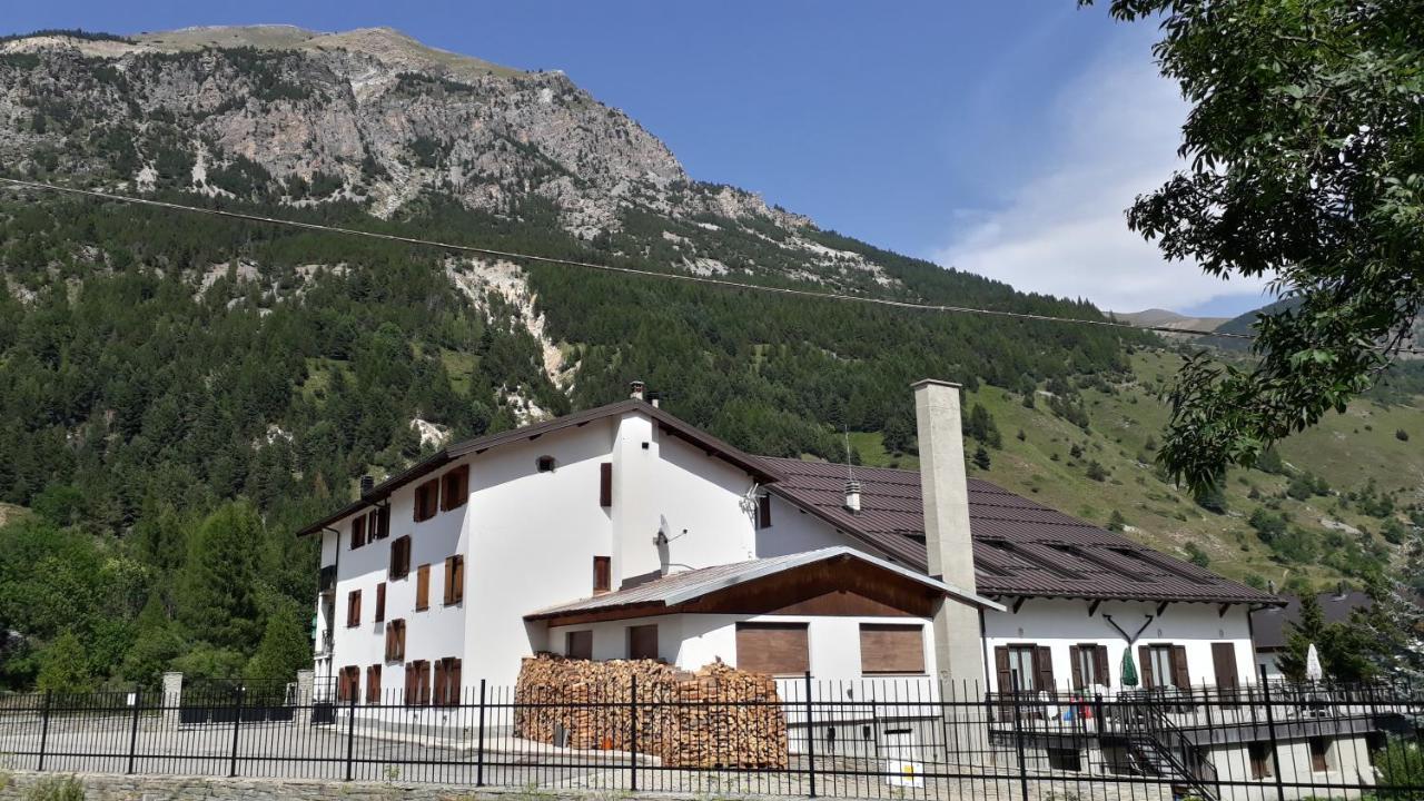 Hotel Ristorante Roburent - Donne di Montagna